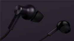 Mi Noise Cancelling Wireless Headphones, Mi Wireless Charger Bluetooth Speaker Might Launch Soon Mi Noise Cancelling Wireless Headphones, Mi Wireless Charger Bluetooth Speaker Might Launch Soon
