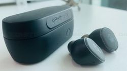 Skullcandy Sesh Wireless Earbuds Review: Good Audio But Bulky Design Skullcandy Sesh Wireless Earbuds Review: Good Audio But Bulky Design