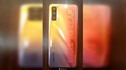 Alleged Realme Koi Photos Emerge Online; 125W Fast Charging Hinted
