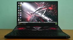 Asus ROG Zephyrus Duo 15 SE GX551 Gaming Laptop Review: It’s Just Awesome