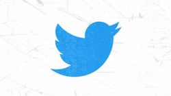 Twitter Now Let Users Pin Up To 6 DMs; New Scrolling Icon Included
