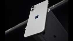 Flipkart Sale to Offer iPhone 11 Under Rs. 30,000; Is It Worth Buying in 2022? Flipkart Sale to Offer iPhone 11 Under Rs. 30,000; Is It Worth Buying in 2022?