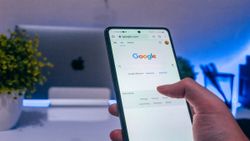 Why is Google the Default Search Engine on All Phones? Antitrust Lawsuit Hearing To Begin Next Year