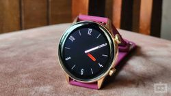 Gizmore Gizfit Glow Smartwatch Review: Buy It For Looks And AMOLED Display Gizmore Gizfit Glow Smartwatch Review: Buy It For Looks And AMOLED Display