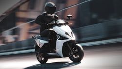 Simple Energy Plans To Add 12 EV Two-wheelers After Delaying Deliveries Of Its First Product