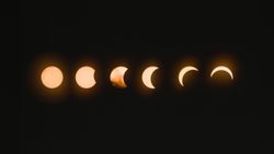 Last Lunar Eclipse of 2022: India Timings, Where to Watch Online, Precautions to Take
