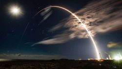SpaceX Sets New Date For Japanese Moon Lander To Make History