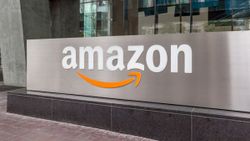 Amazon’s Smartphone EMI Carnival Sale Is Here: Here Are the Best Deals & Offers