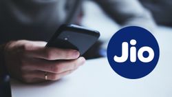 Best Jio Prepaid Plans With Free Disney+ Hotstar to Stream T20 World Cup