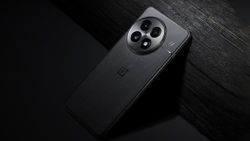 Leaked OnePlus 13 Images Show Off a Sleek New Look for the Flagship Leaked OnePlus 13 Images Show Off a Sleek New Look for the Flagship