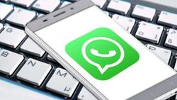 Happy New Year 2025: How to Download and Send New Year Stickers, Wishes & GIFs on WhatsApp