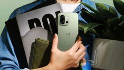 OnePlus 13s with Snapdragon 8 Elite SoC, Customizable Plus Key, 1.5K 120Hz LTPO OLED Display Launched in India