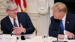 Trump’s 25% Tariff Bombshell Threatens India’s iPhone Export Boom: Massive Job Losses Loom