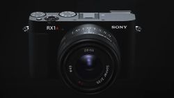 Sony’s RX1R III Returns Nearly a Decade Later With 61MP Full-Frame Power and AI Autofocus