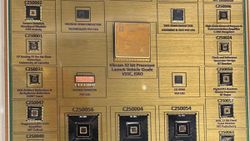 India’s First Indigenous Vikram 32-bit Chip Unveiled at Semicon India 2025 