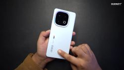 iQOO 15 Specifications Tipped Ahead of Launch: 2K Display, Flagship Snapdragon Chip, Periscope Camera Expected