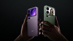 Xiaomi 17 Pro, Xiaomi 17 Pro Max Launched with Snapdragon 8 Elite Gen 5 SoC, Rear OLED Display, HyperOS 3