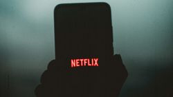 Netflix Has Removed Casting for Most TVs: How You Can Still Watch on Your TV