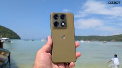 Motorola Signature Hands-on Review: A Confident Step Into Premium Territory