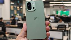 OnePlus 15T Could Bring a 7,500mAh Battery, Up to 1TB Storage, and New Colors; India Launch Likely as 15s