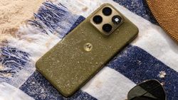 Motorola Edge (2026) Compact Smartphone Launched with MediaTek Chip, Triple Rear Cameras, IP69 Rating