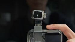 Honor Robot Phone Camera Details Confirmed Ahead of Launch: 200MP Sensors, ARRI Features Stun, and More Teased Honor Robot Phone Camera Details Confirmed Ahead of Launch: 200MP Sensors, ARRI Features Stun, and More Teased