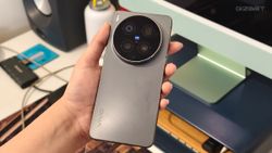 Vivo X300 Ultra Review: I Test Phones for a Living, This Is the One I Keep Going Back To