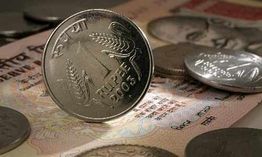 రుపాయి ఎఫెక్ట్.. ల్యాప్టాప్ ధరలకు రెక్కలు? రుపాయి ఎఫెక్ట్.. ల్యాప్టాప్ ధరలకు రెక్కలు?