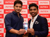 ఇంటెక్స్తో జతకట్టిన శ్రీమంతుడు ఇంటెక్స్తో జతకట్టిన శ్రీమంతుడు