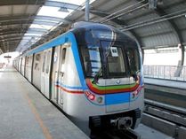 Metro రైల్ స్మార్ట్‌కార్డ్‌కి రీఛార్జ్ చేయడం ఎలా..? అరగంట దాటితే..