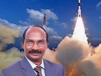 కూలి పనుల నుంచి ఇస్రో చైర్మెన్ దాకా, శివన్ జీవితమే ఓ తెరిచిన పుస్తకం కూలి పనుల నుంచి ఇస్రో చైర్మెన్ దాకా, శివన్ జీవితమే ఓ తెరిచిన పుస్తకం