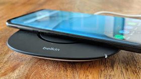 Belkin నుంచి సరికొత్త వైర్లెస్ ఛార్జింగ్ ప్యాడ్ Belkin నుంచి సరికొత్త వైర్లెస్ ఛార్జింగ్ ప్యాడ్