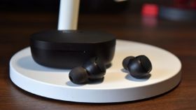 Redmi Earbuds S: రికార్డు స్థాయిలో సేల్స్!! రూ.2000 లోపు ధరలో బెస్ట్ ఇవే...