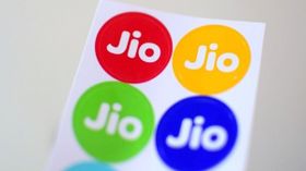 Jio యూజర్లకు శుభవార్త!! ఈ ప్లాన్లతో అదనంగా బోనస్ డేటాను పొందవచ్చు Jio యూజర్లకు శుభవార్త!! ఈ ప్లాన్లతో అదనంగా బోనస్ డేటాను పొందవచ్చు