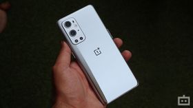 OnePlus 9 Pro స్మార్ట్ ఫోన్ పై రూ .17000 డిస్కౌంట్ ఆఫర్ ! కొత్త ధర వివరాలు చూడండి. OnePlus 9 Pro స్మార్ట్ ఫోన్ పై రూ .17000 డిస్కౌంట్ ఆఫర్ ! కొత్త ధర వివరాలు చూడండి.