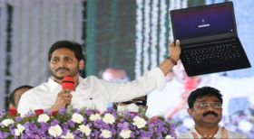 విద్యార్థులకు అమ్మ ఒడి ల్యాప్‌టాప్‌లకు బదులుగా టాబ్లెట్‌లను ఇవ్వనున్న జగన్ సర్కార్