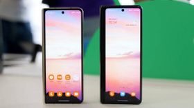 Samsung Galaxy Z Fold 4 V/S Galaxy Z Fold 3 ఫోన్ల మధ్య తేడాలు? కొత్త ఫీచర్లు ఏంటో చూడండి. Samsung Galaxy Z Fold 4 V/S Galaxy Z Fold 3 ఫోన్ల మధ్య తేడాలు? కొత్త ఫీచర్లు ఏంటో చూడండి.