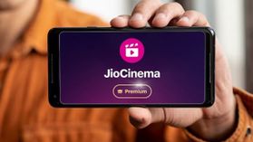 ధర రూ.299 కే ఒక సంవత్సరం యాడ్ ఫ్రీ JioCinema ప్లాన్! బెనిఫిట్ల వివరాలు ధర రూ.299 కే ఒక సంవత్సరం యాడ్ ఫ్రీ JioCinema ప్లాన్! బెనిఫిట్ల వివరాలు
