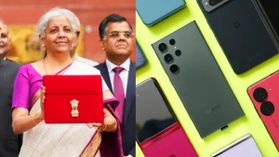 Union Budget 2024 మొబైల్‌ ఫోన్లపై కస్టమ్స్‌ సుంకం తగ్గింపు.. రిటైల్‌ మార్కెట్‌లో తగ్గనున్న ధరలు..!