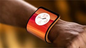 Motorola લાવ્યું કાંડા પર બાંધી શકાય તેવો ફોન, જાણો ખાસિયત