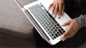 Laptop પર વોઈસ ટાઈપિંગની દ્વારા સમય બચાવો, બસ આ રીતે કરો ઉપયોગ