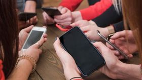Smartphone થઈ જશે મોંઘા, ચીનના આ નિર્ણયની પડશે અસર
