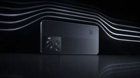 5 मिनट में 50% चार्ज होगा OnePlus का यह नया फोन, इन फीचर्स के साथ हुआ लॉन्च