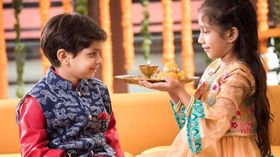 Bhai Dooj पर अपनी बहन को गिफ्ट करें ये 5 गैजेट्स, कीमत है 5,000 रुपये से भी कम