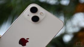iPhone 13 की कीमत में गिरावट, Flipkart, Amazon पर मिल रहा 40,000 से ज्यादा की छूट iPhone 13 की कीमत में गिरावट, Flipkart, Amazon पर मिल रहा 40,000 से ज्यादा की छूट