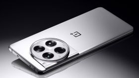 OnePlus 12 की नई इमेज आई सामने, डिस्प्ले स्पेक्स का भी हुआ खुलासा, यहां जानें सभी डिटेल OnePlus 12 की नई इमेज आई सामने, डिस्प्ले स्पेक्स का भी हुआ खुलासा, यहां जानें सभी डिटेल