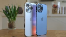 iPhone 16 का लीक हुआ रियर कैमरा मॉड्यूल, होगा एक वर्टिकल लेआउट iPhone 16 का लीक हुआ रियर कैमरा मॉड्यूल, होगा एक वर्टिकल लेआउट