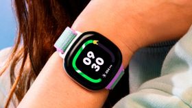 लॉन्च हुई Google Fitbit Ace LTE स्मार्टवॉच, बच्चे की सेफ्टी का रखेगी पूरा ख्याल
