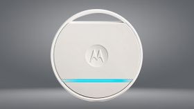 स्मार्टफोन्स की लॉन्चिंग के साथ Motorola कर रहा है दूसरी प्लानिंग, जल्द पेश कर सकता है एक ट्रैकिंग डिवाइस