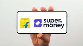 Flipkart ने ली UPI मार्केट में एंट्री, लॉन्च किया Super Money ऐप